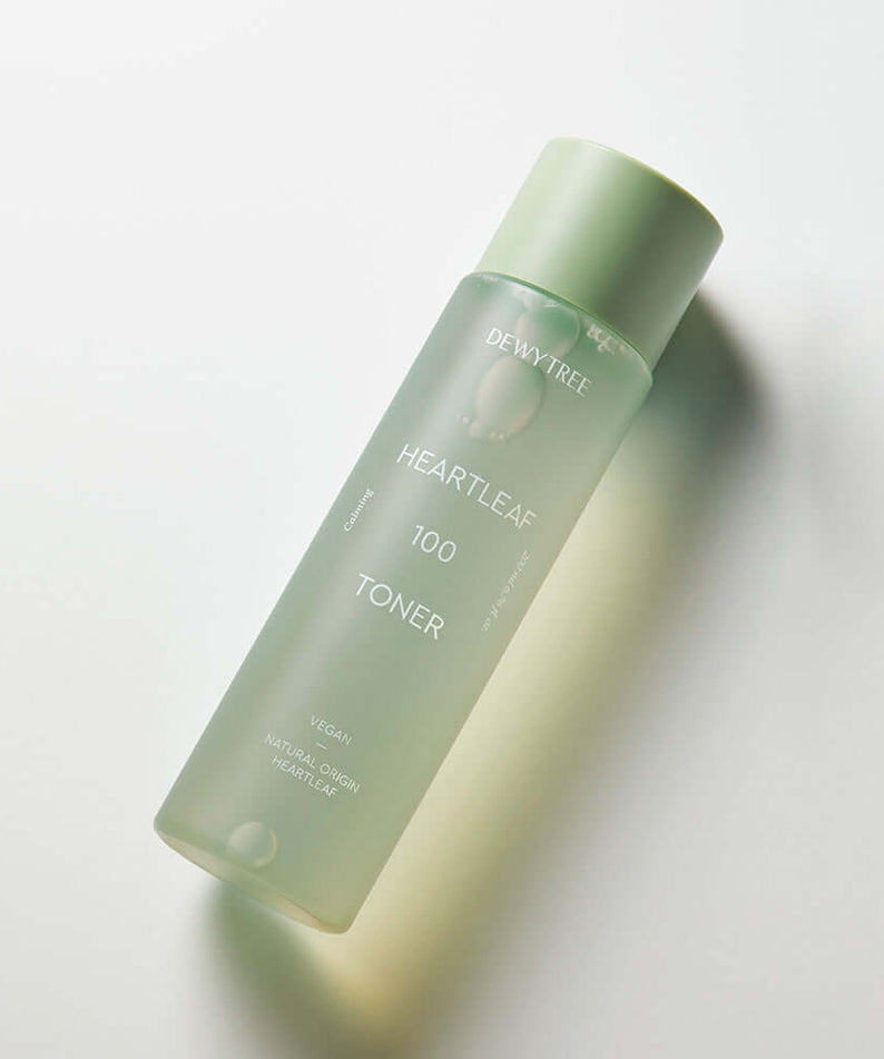DEWYTREE Eoseongcho 100 Toner 200ml bottle on a white background