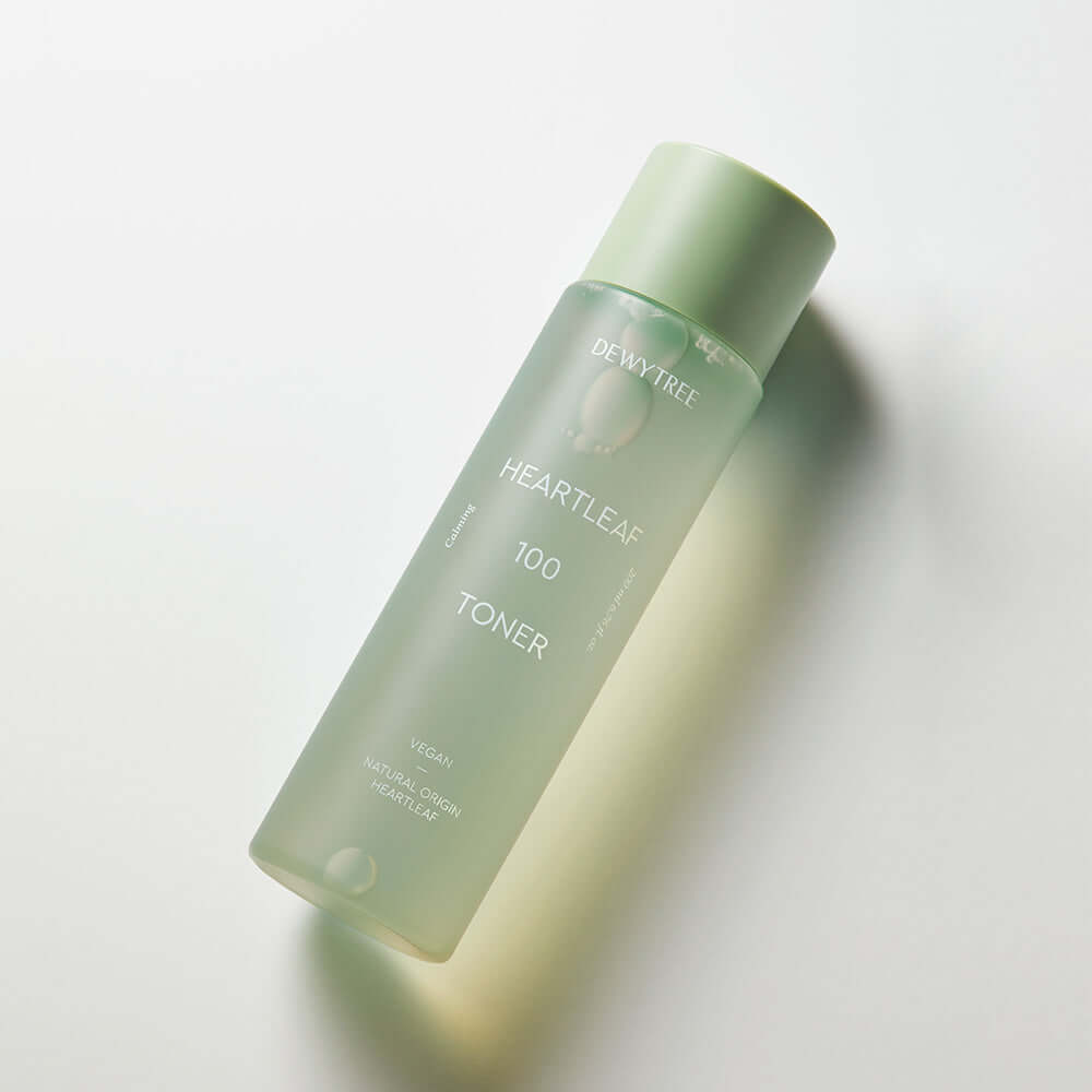 DEWYTREE Eoseongcho 100 Toner 200ml bottle on a white background
