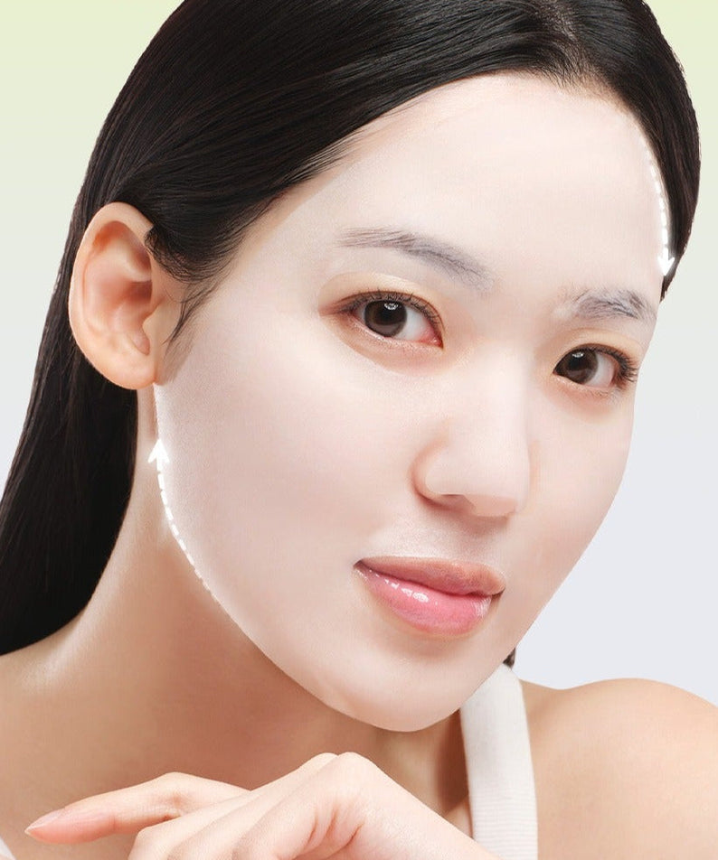 Person using DR.G Red Blemish Cool Vita C Trace Mask 10 Sheets for skincare treatment
