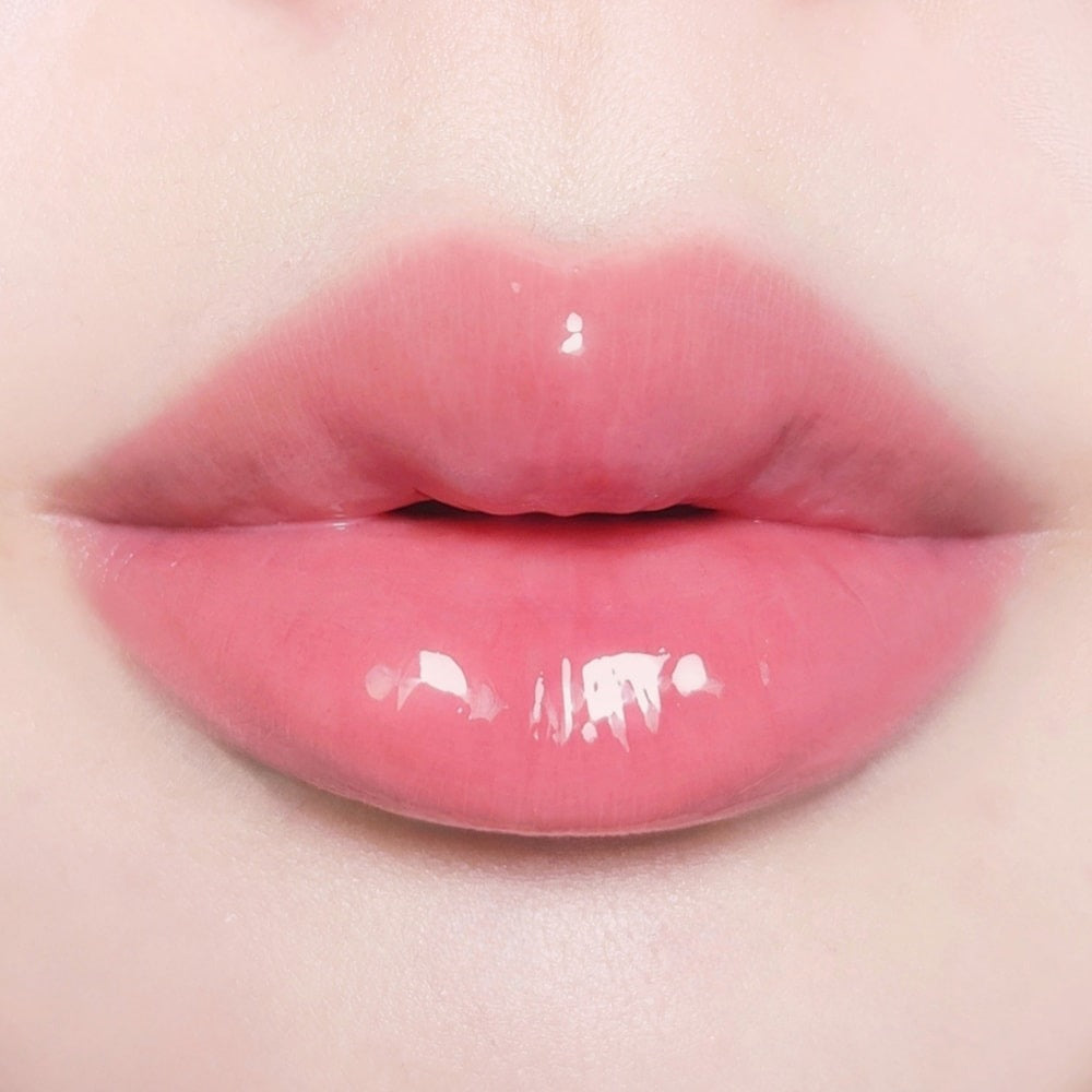Hydrated lips using DR.JART+ Vital Hydra Solutionâ„¢ Hydrating Lip Mask