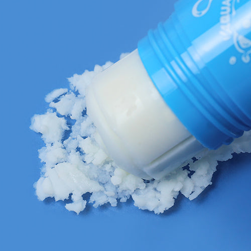 ELIZAVECCA Aqua Multii Balm 30g in stick form with balm pieces on a blue background