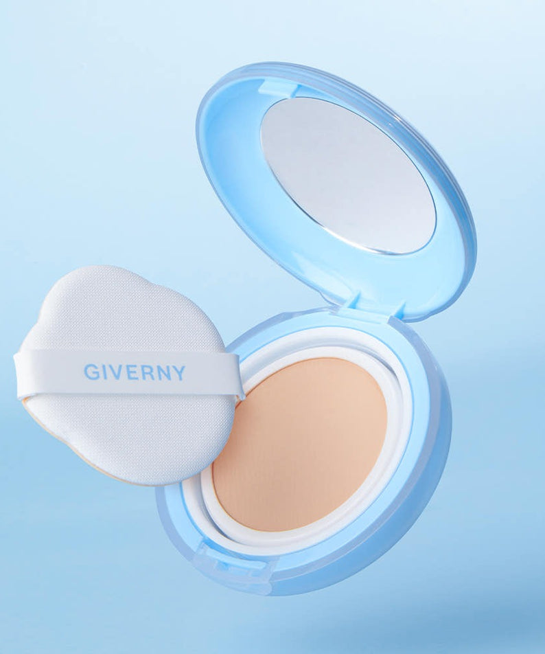 GIVERNY Cloud Mesh Cushion 15gX2 (Main Product + Refill) (SPF 40, PA++) compact with applicator on a blue background