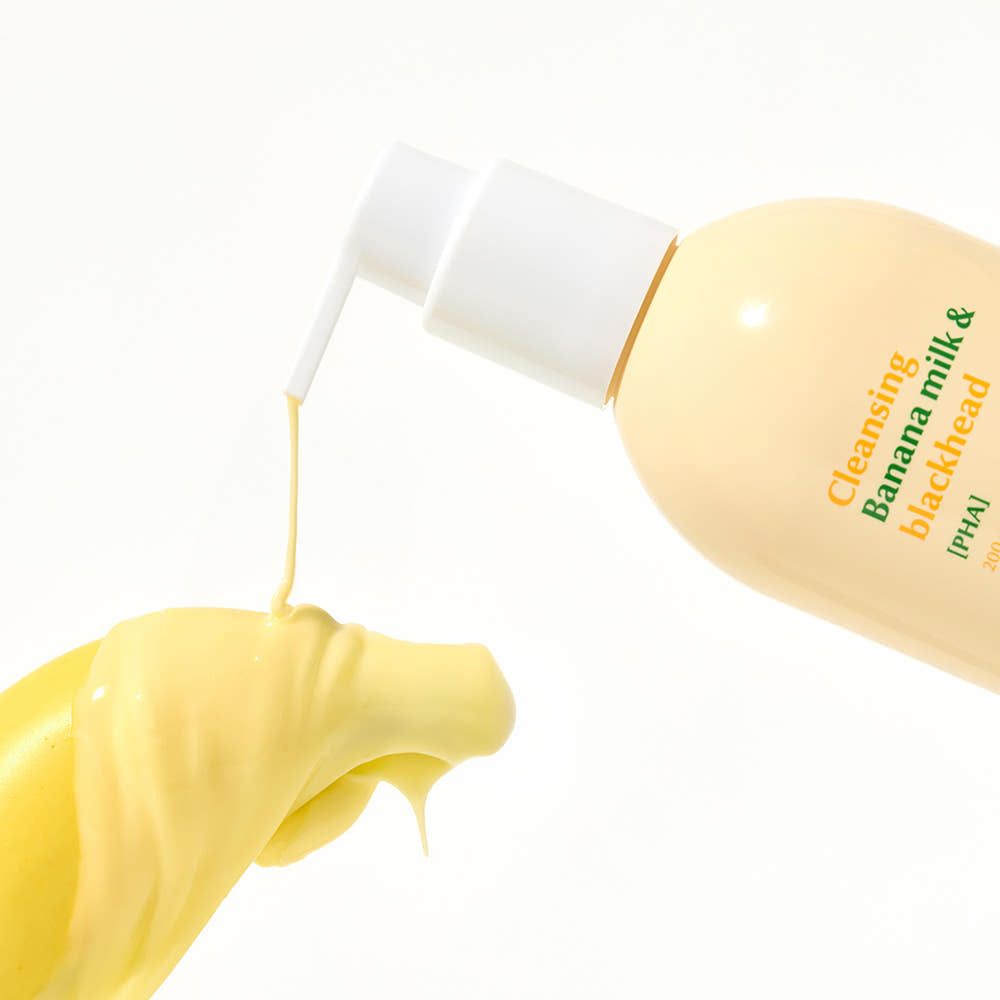 Hanskin Cleansing Banana Milk & Blackhead Pha 200ml