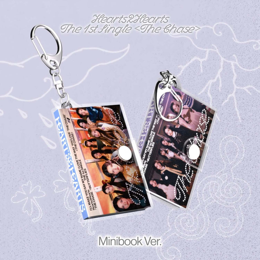 Hearts2hearts - 1st Album [The Chase] (Minibook Ver.) (Smart Album) (Random 1 Of 2) - Kpop Album