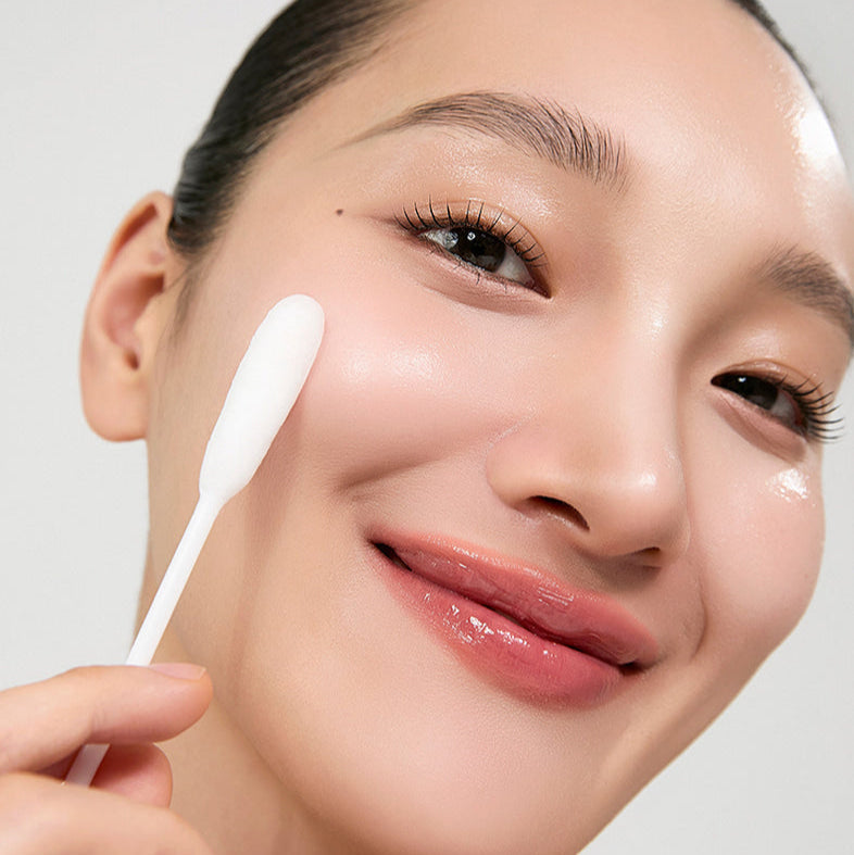 Close-up of a person using HIDIFF Royal Soft Clean Kit for gentle facial cleansing.