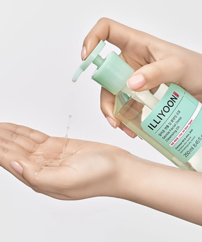 Hands using ILLIYOON Gentle Deep Cleansing Oil 250ml with pump dispenser for skincare routine