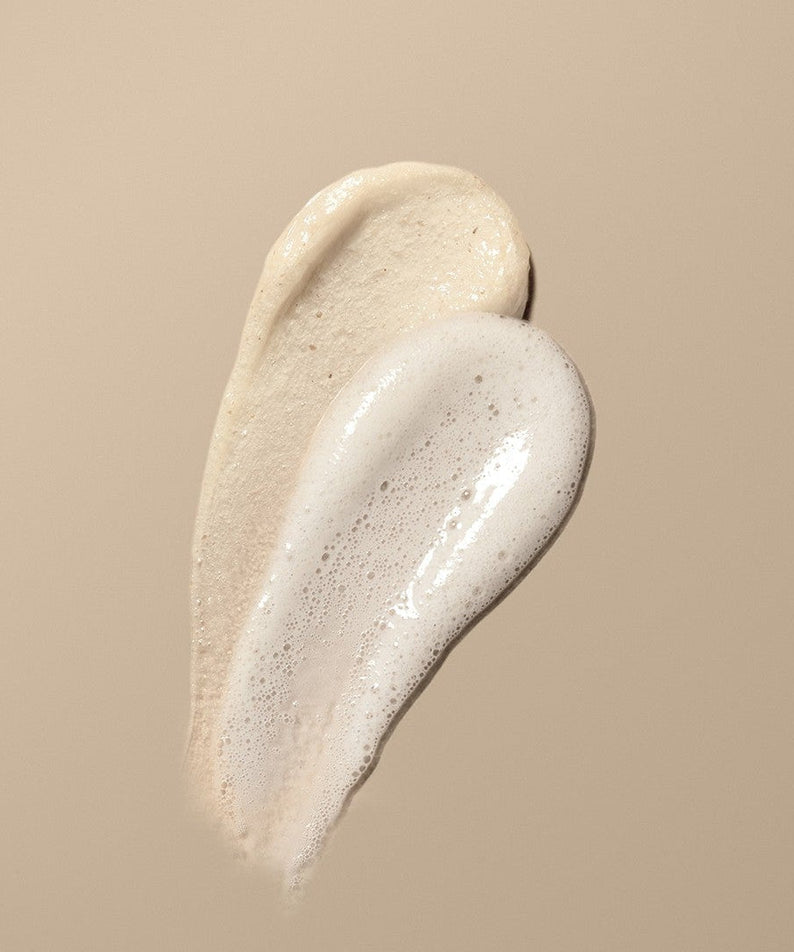 Texture of ILSO Grain Potato Cleansing Pack Foam 150ml showing creamy and foamy consistency on a neutral backdrop.