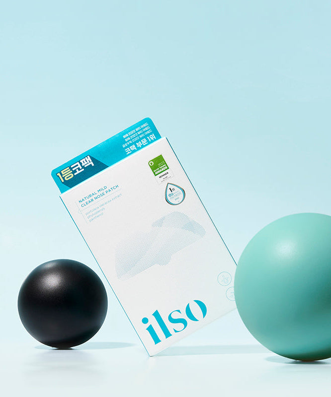 ILSO Natural Mild Clear Nose Pack packaging with stylish design featuring blue and black spheres.