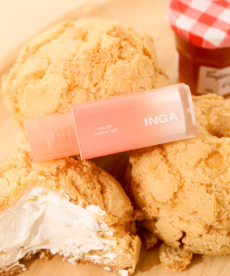 INGA Velvet Stain placed on cream puffs, with a jar of jam in the background for a vibrant presentation.