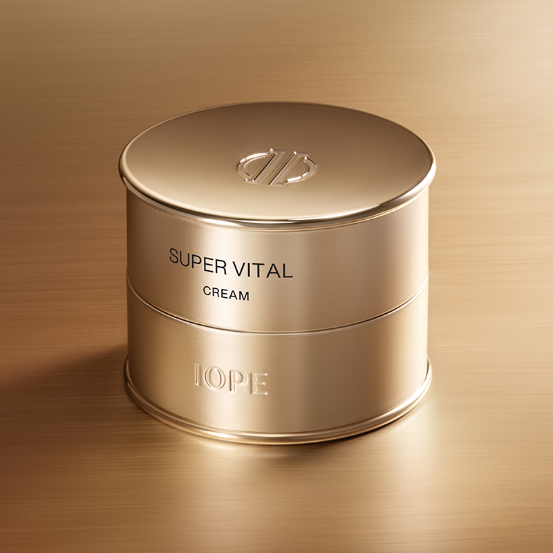 IOPE Super Vital Cream 50ml, luxurious anti-aging skincare product in gold packaging, deeply nourishes and revitalizes skin.