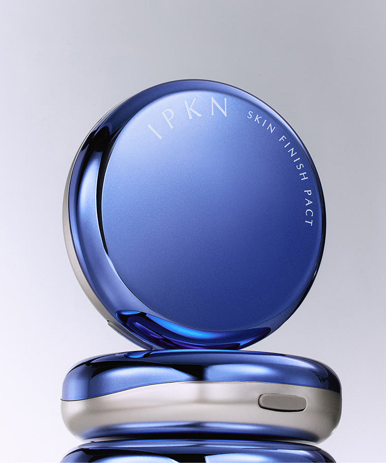 IPKN Skin Finish Powder Pact (Main Product 14g + Refill 11g) blue packaging