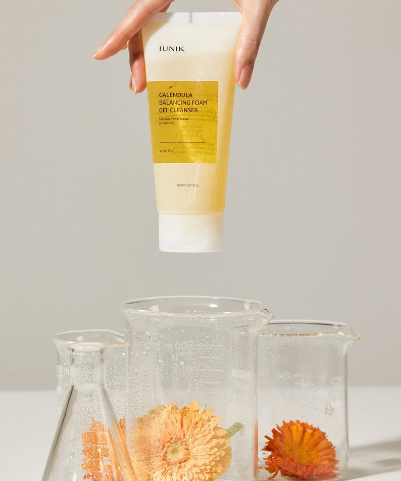 Iunik Calendula Balancing Foam Gel Cleanser 150ml