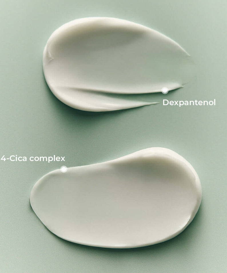 Texture of JUMISO D-Panthenol Barrier Soothing Cream with Dexpantenol and 4-Cica complex.