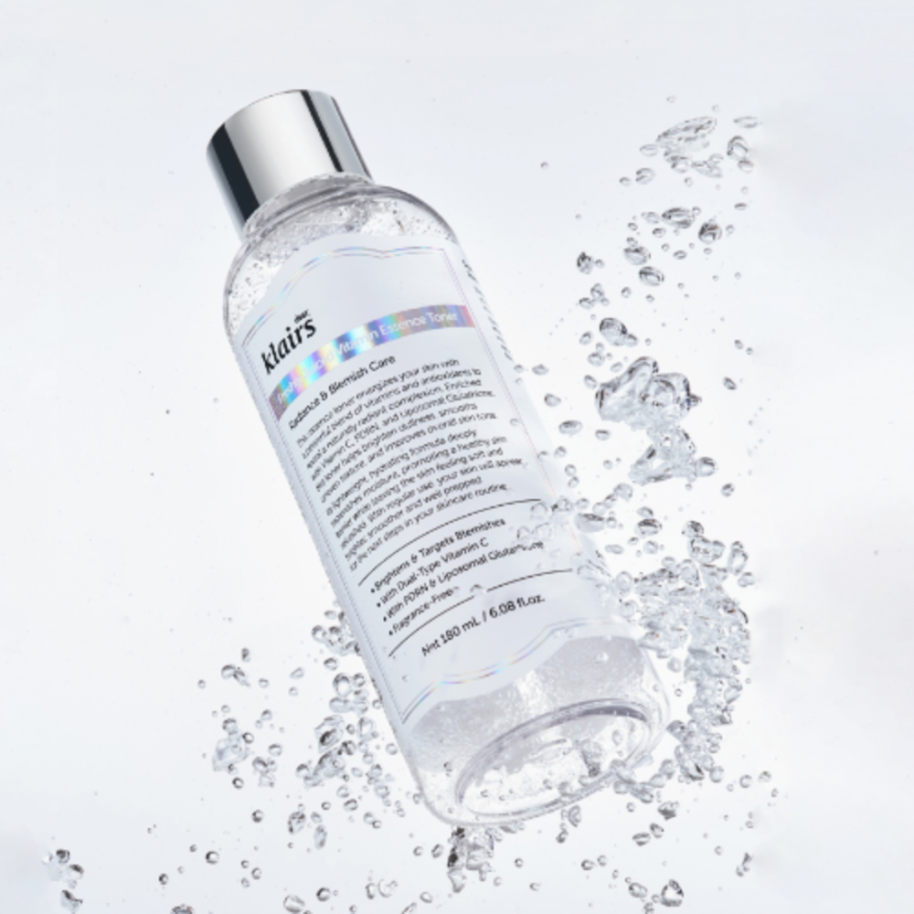 KLAIRS Freshly Juiced Vitamin Blemish Toner 180ml bottle with water splash background