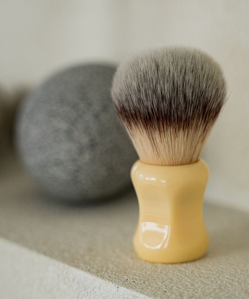 LAZY SOCIETY Classic Shaving Brush - Gentleman Korea premium synthetic-bristle shaving brush for classic wet shaving, compact yellow handle, travel-friendly