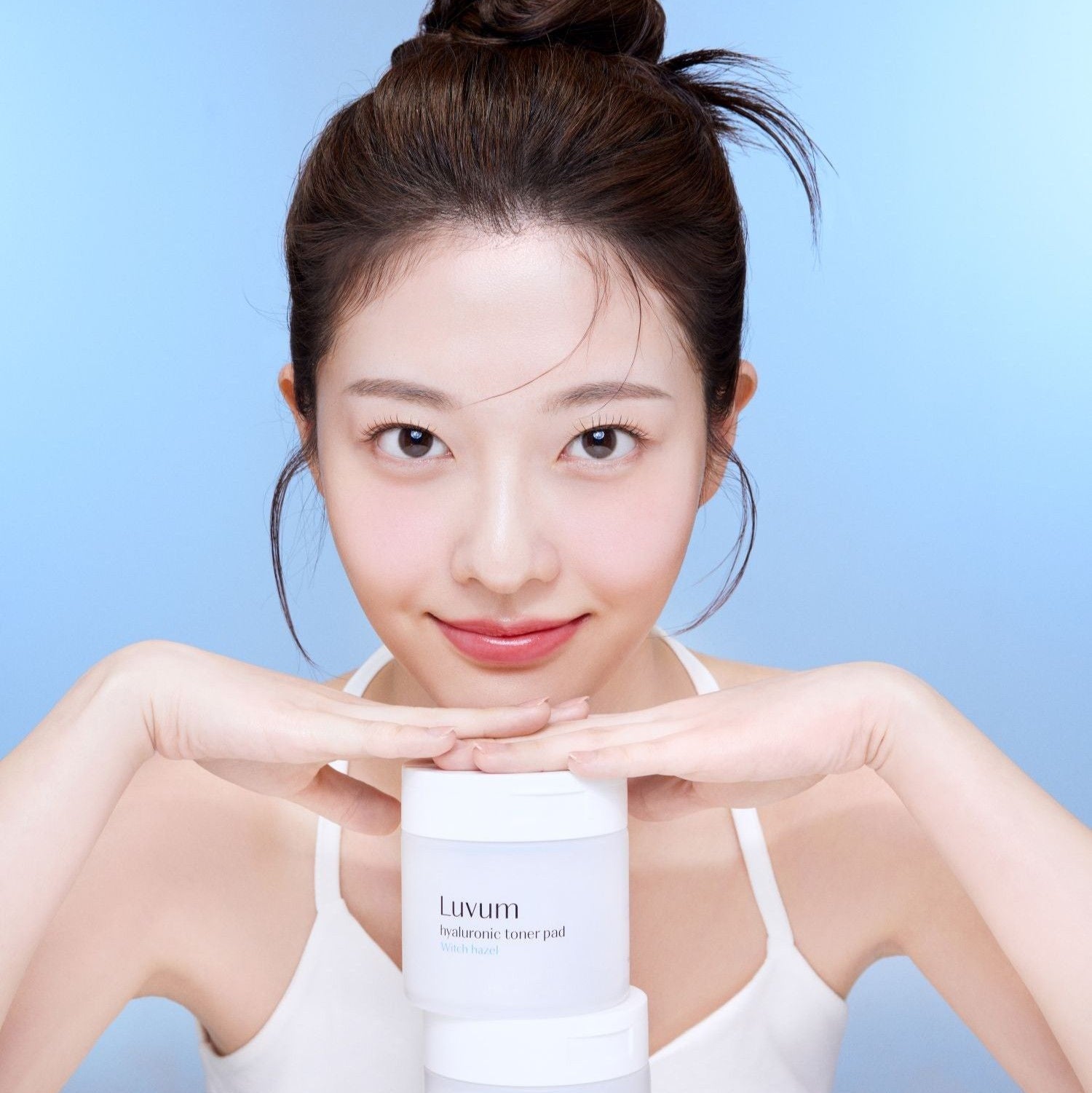 Luvum 1 Hyaluronic Acid Toner Pads 60 Sheets
