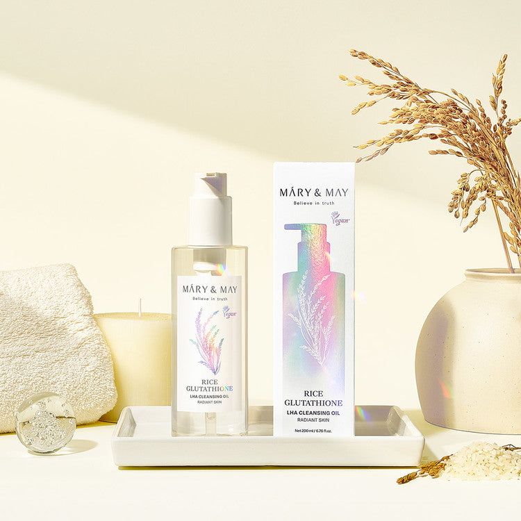 MARY&MAY Rice Glutathione Laha Cleansing Oil 200ml bottle with box on display