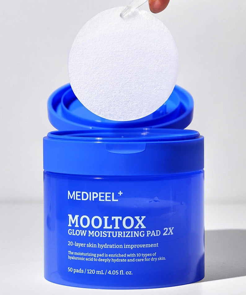 MEDIPEEL Water Tox Glow Moisturizing Pads 50 Sheets in blue container with pads on top showcasing hydration benefits.