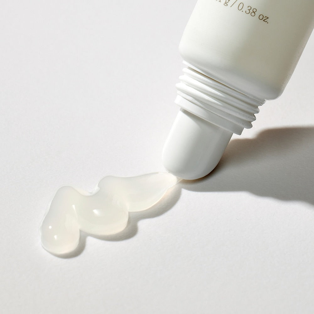 MIXSOON Natural Bean Lip Mask bean tube with cream oozing out