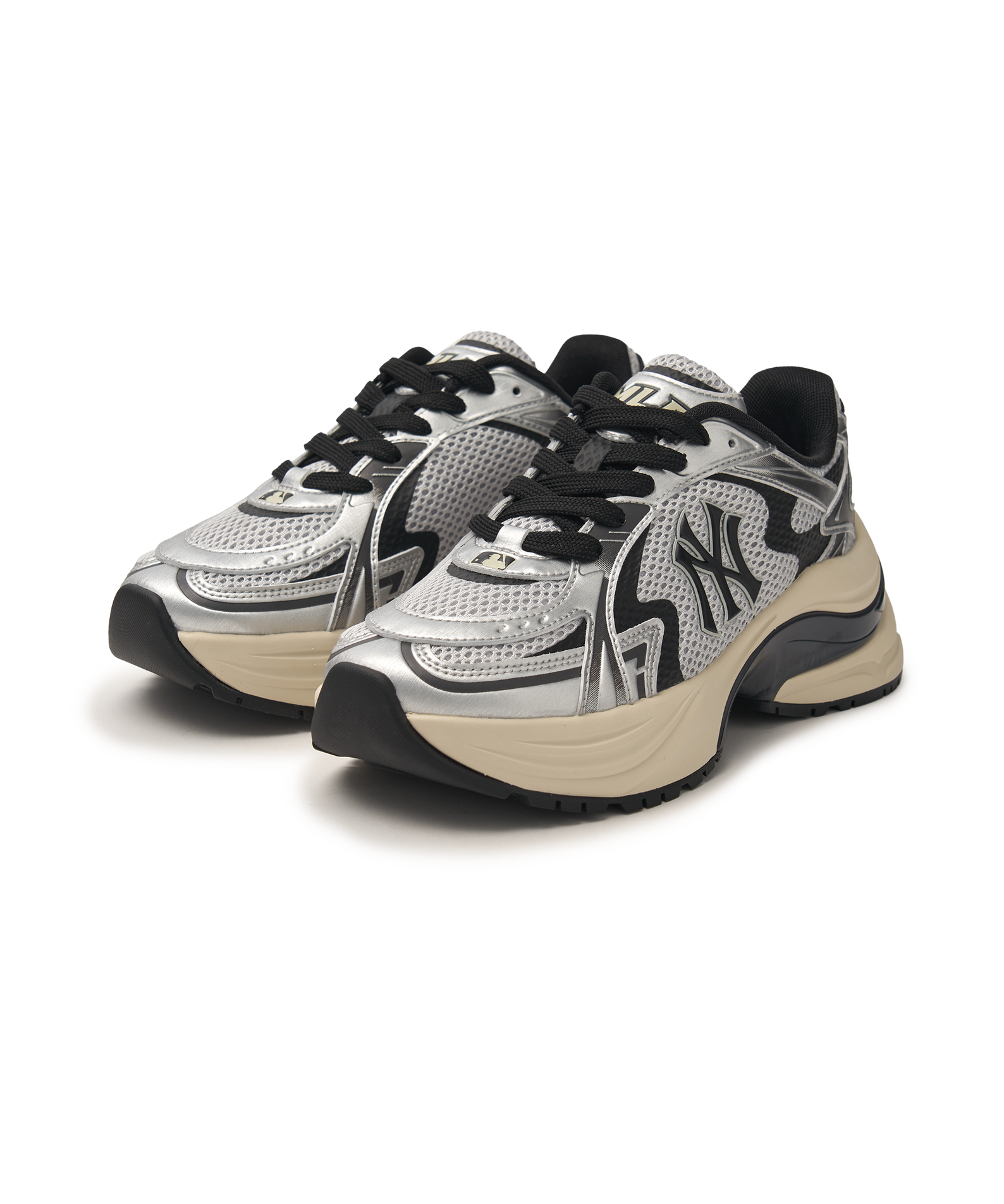 Curve Runner New York Yankees SILVER | K-fashion | Koolseoul