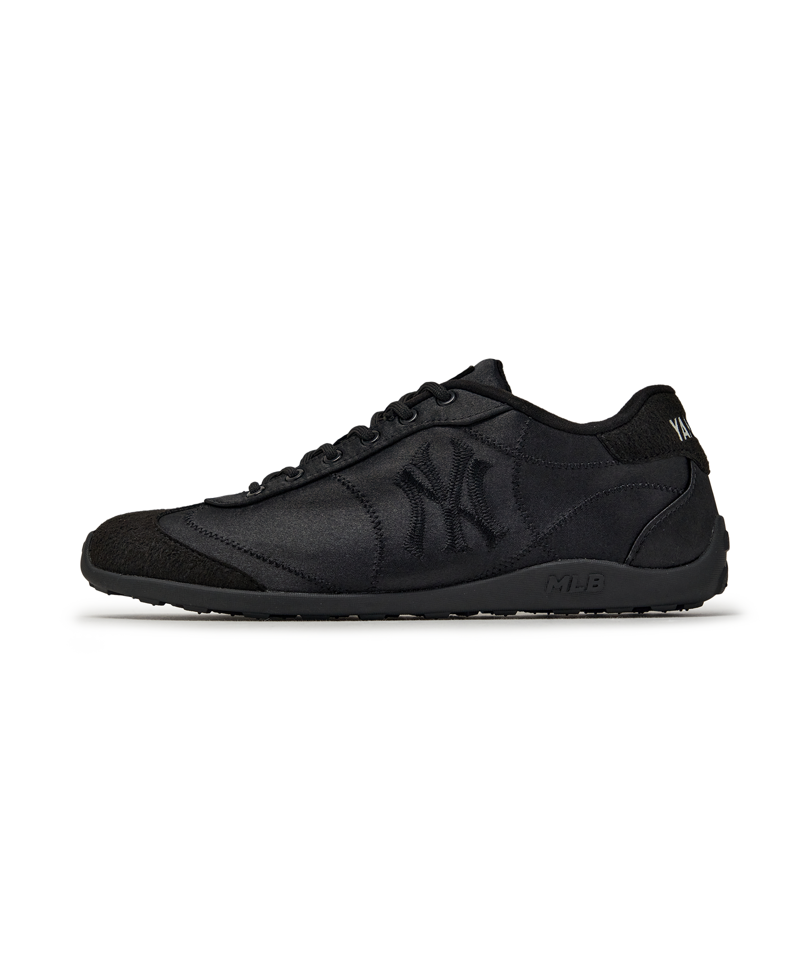 Slick Powder New York Yankees BLACK | K-fashion | Koolseoul