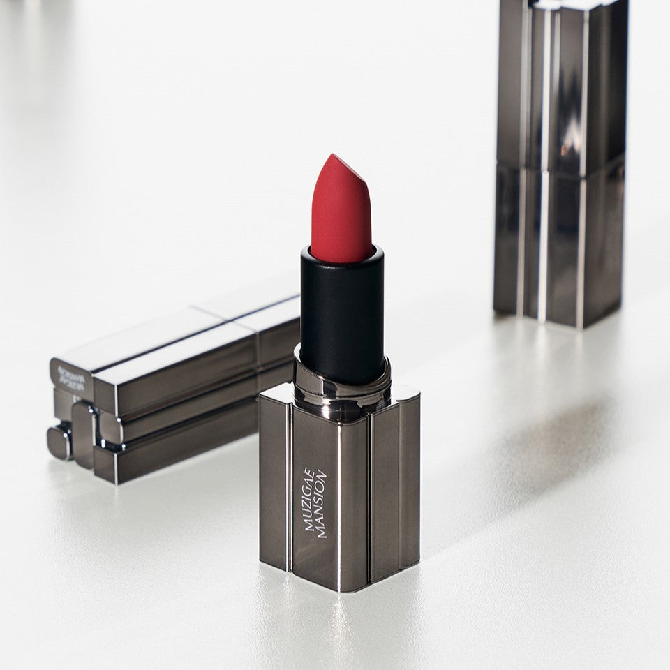 MUZIGAE MANSION Moodwear Blur Lipstick in red shade with metallic case.