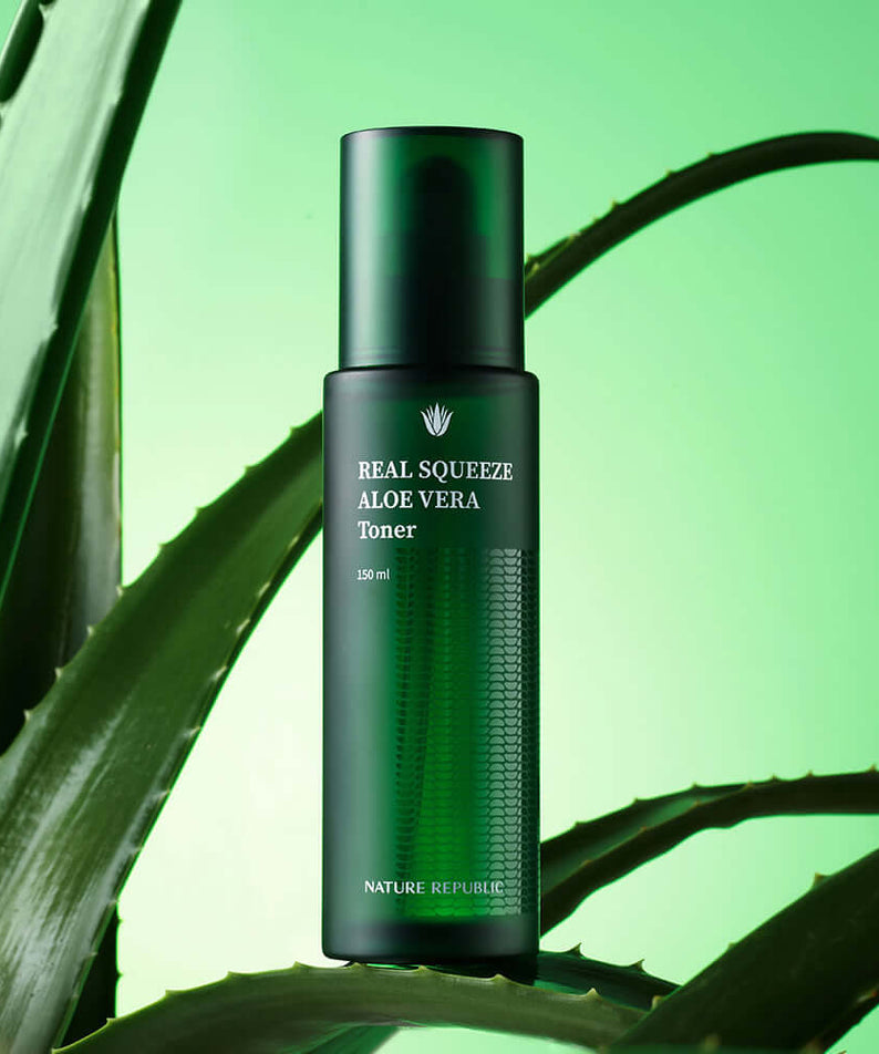 NATURE REPUBLIC Real Squeee ALoe Vera Toner 150ml product bottle with aloe plants in the background.
