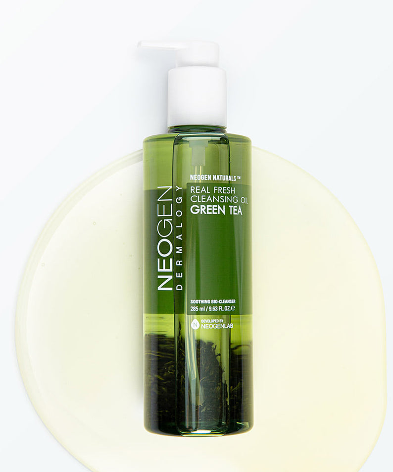NEOGEN Real Fresh Cleansing Oil Green Tea 285ml bottle on a light background