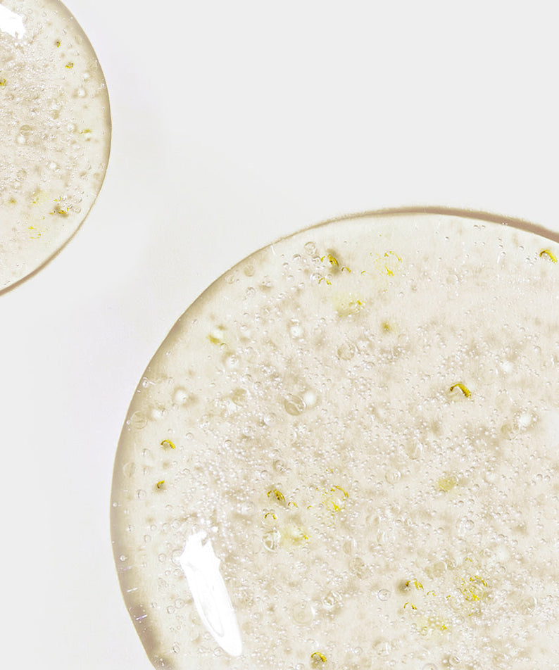 Texture of NEOGEN Real Peptide Serum 30ml with visible concentrated ingredients.