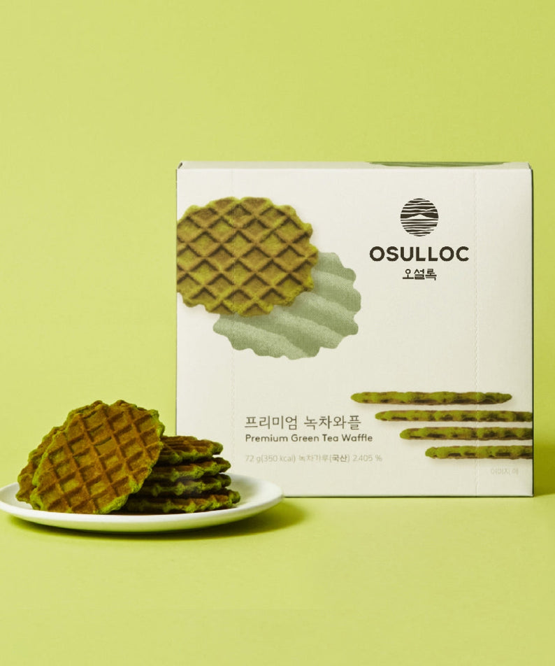 Box and plate of OSULLOC Premium Green Tea Waffle 72g against a green background.