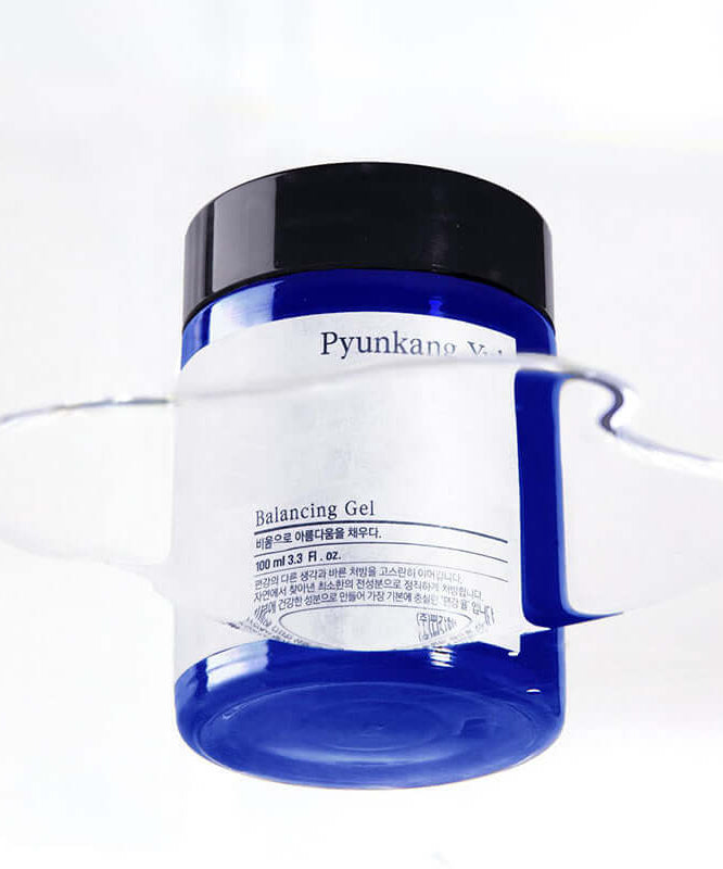 PYUNKANG YUL Balancing Gel 100ml jar with white label and black lid on a clear background.