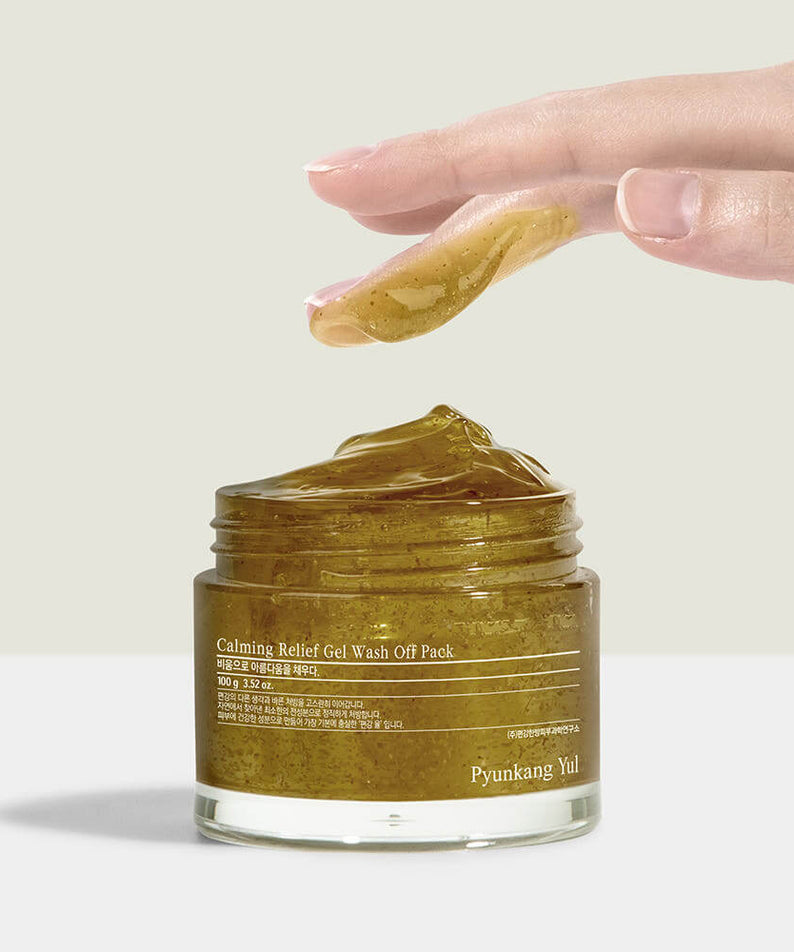 PYUNKANG YUL Calming Relief Gel Wash-Off Pack 100g jar open and texture detail with hand scooping the gel