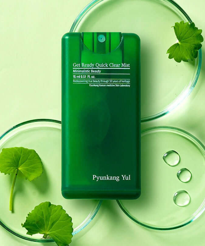 PYUNKANG YUL Get Ready Quick Clear Mist 15ml green bottle on a light green background with fresh plant and water droplets.