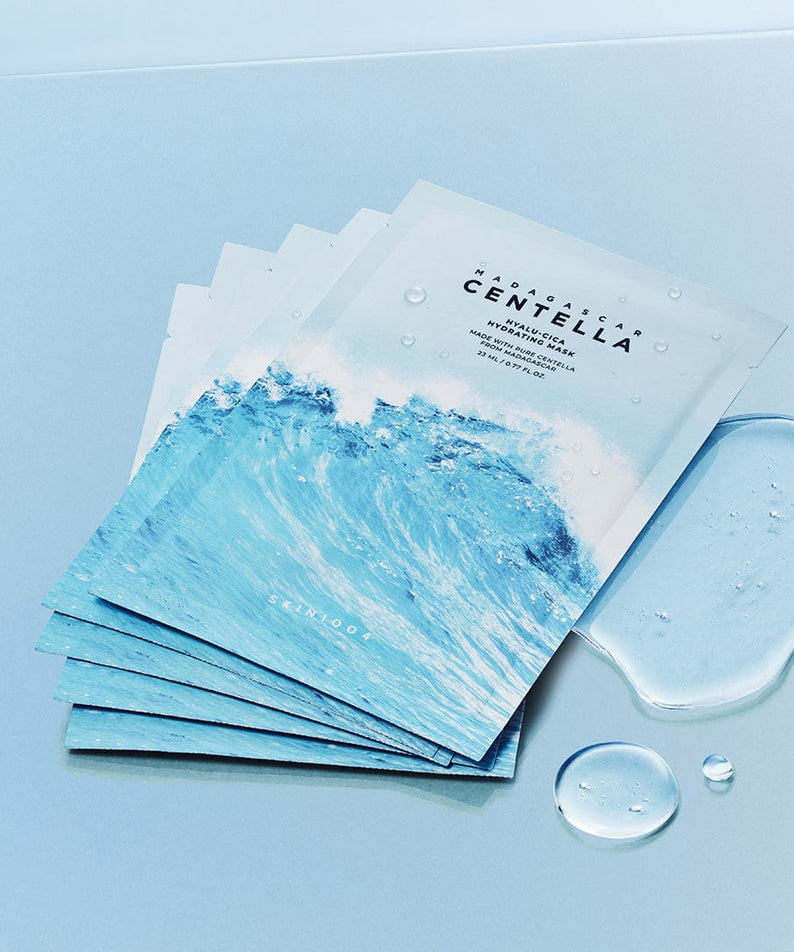 SKIN1004 Madagascar Centella Hyalu-Cica Acid Hydrating Mask 23ml [5 sheets] displayed with water droplets