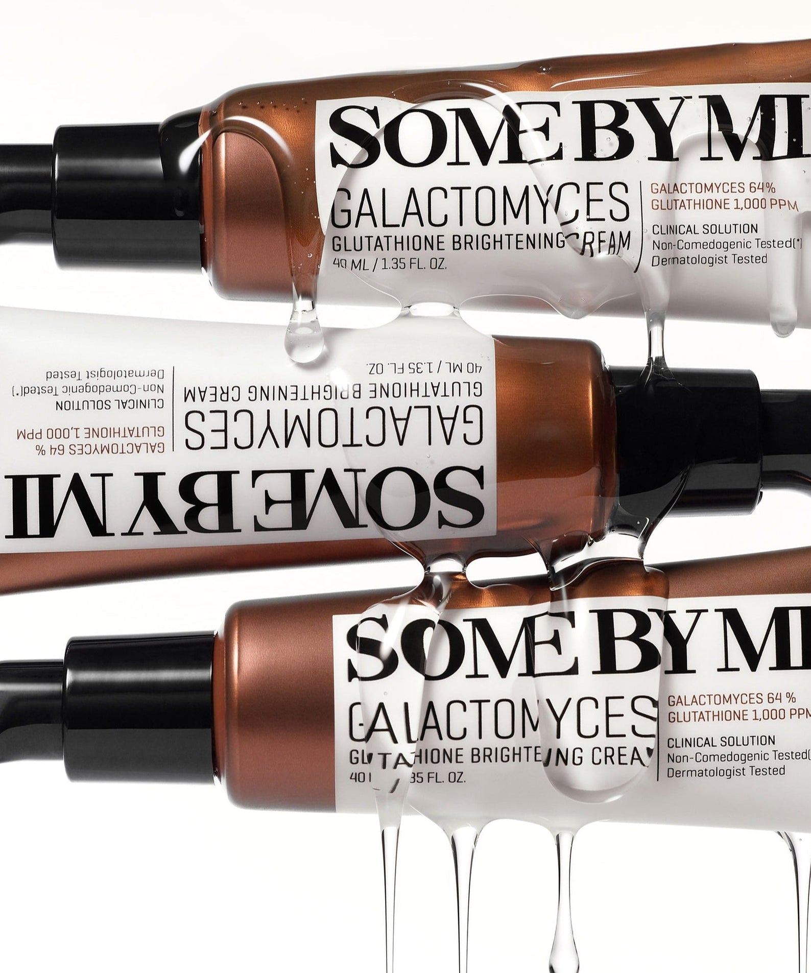 SOME BY MI Galactomyces Glutathione Brightening Cream 40ml bottles with cream texture flowing