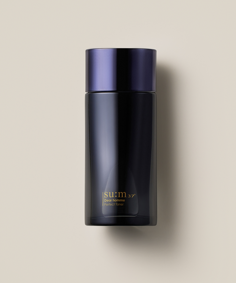 SU:M37 Dear Homme Perfect Toner 130ml bottle on neutral background – Gentleman Korea Korean men’s skincare toner