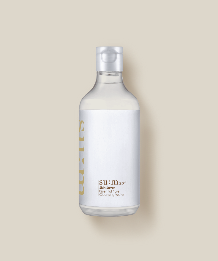 Image of SU:M37 Skinsaver Essential Pure Cleansing Water 400ml bottle.