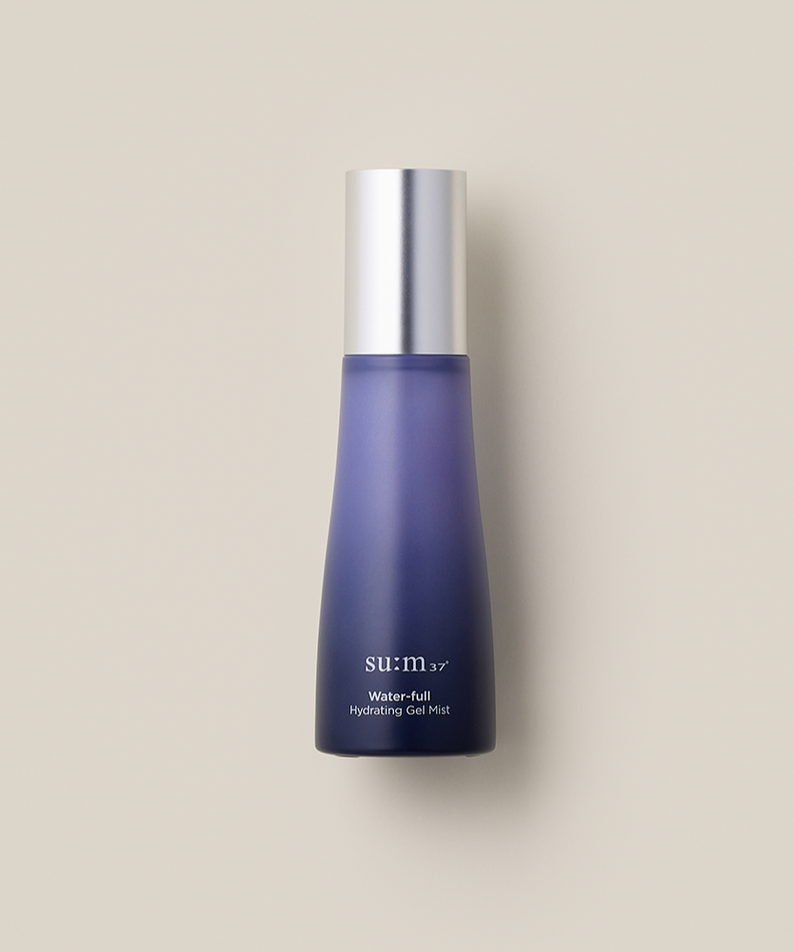 Image of SU:M37 Water-full hydrating gel mist (Set) bottle against beige background
