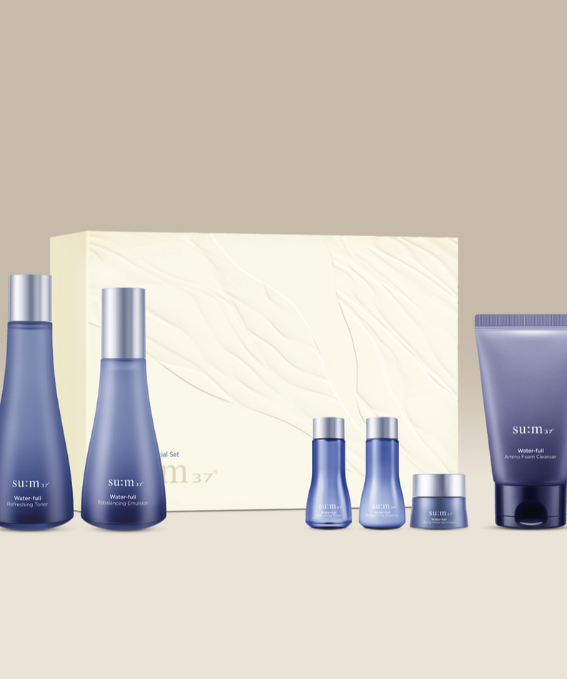 SU:M37 Water-full 2-piece plan skincare set with packaging and bottles