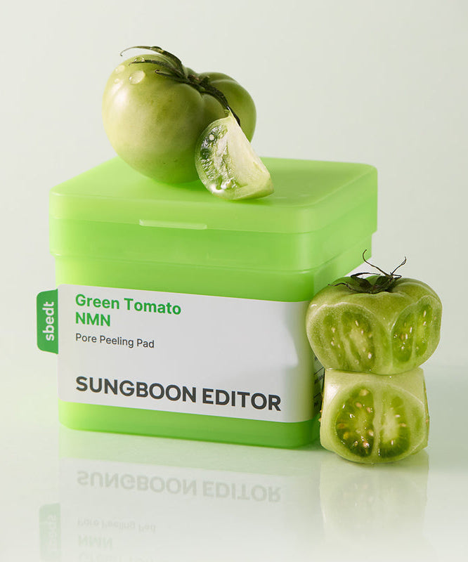 SUNGBOON EDITOR Green Tomato NMN Pore Peeling Jumbo Pad 60 Pads in green container with fresh green tomatoes