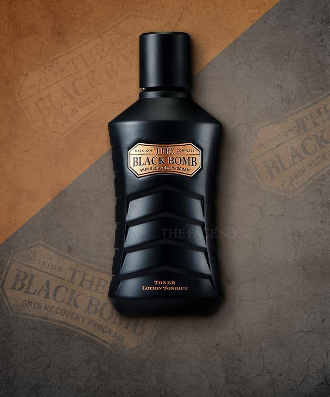 THE FACE SHOP The Black Bomb Skin 140ml men’s toner bottle product shot by Gentleman Korea, Korean skincare for gentleman