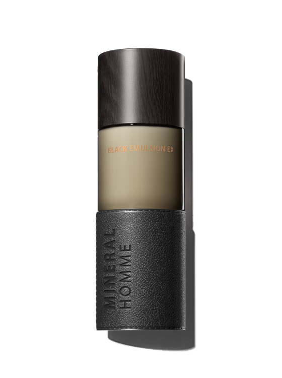 THE SAEM Mineral Homme Black Emulsion Ex 130ml - Gentleman Korea men’s skincare emulsion in black leather-style bottle