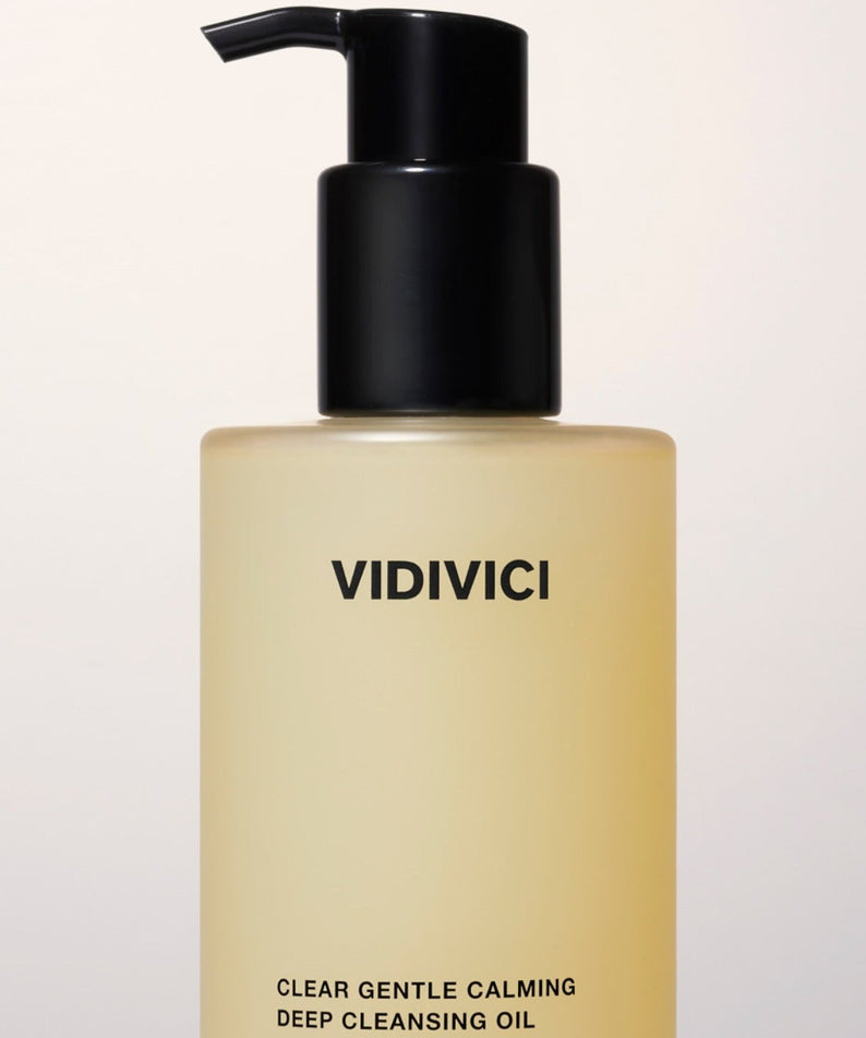 VIDIVICI Clear Gentle Calming Deep Oil 300ml bottle with pump lid against white background.