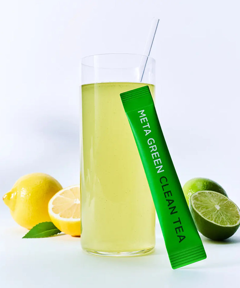 VITALBEAUTIE Meta Green Clean Tea 10 Packets with lemon and lime in glass