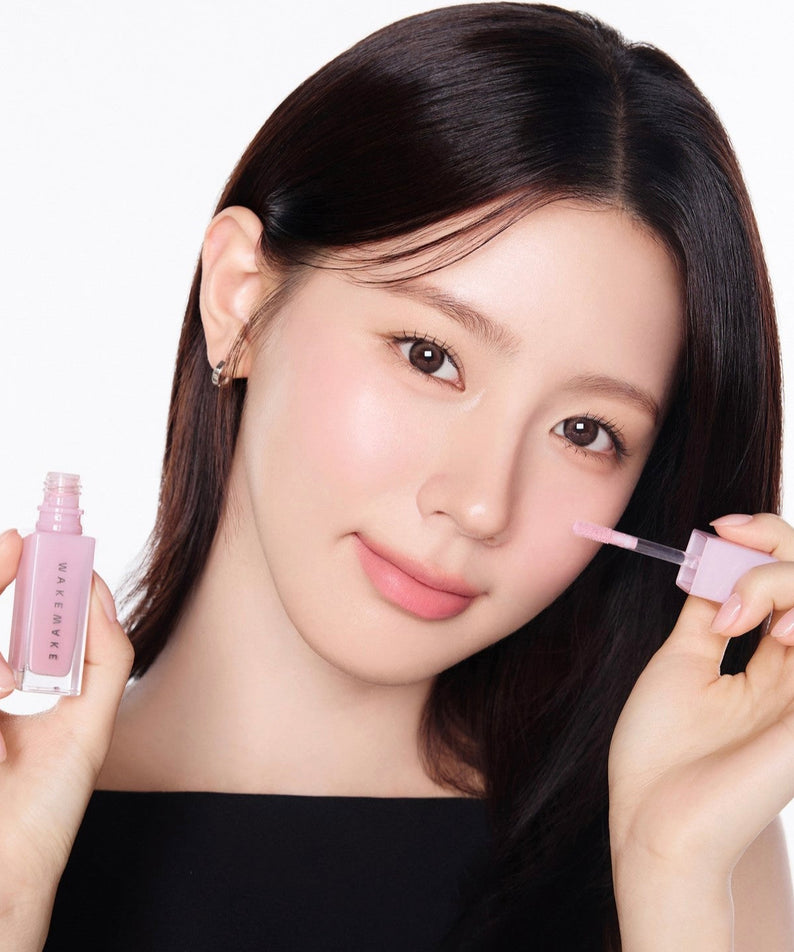 WAKE MAKE Sheer Glow Liquid Blusher 7g applied for a natural finish in beauty demonstration