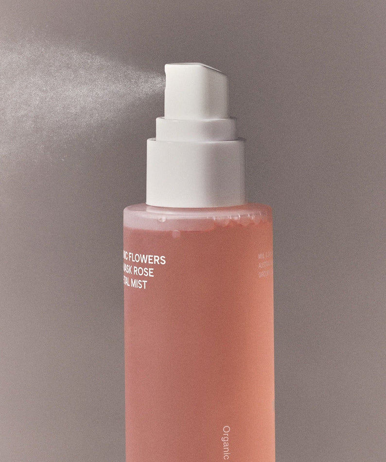 WHAMISA Organic Flower Fermented Rose Petal Mist 100ml bottle spraying mist