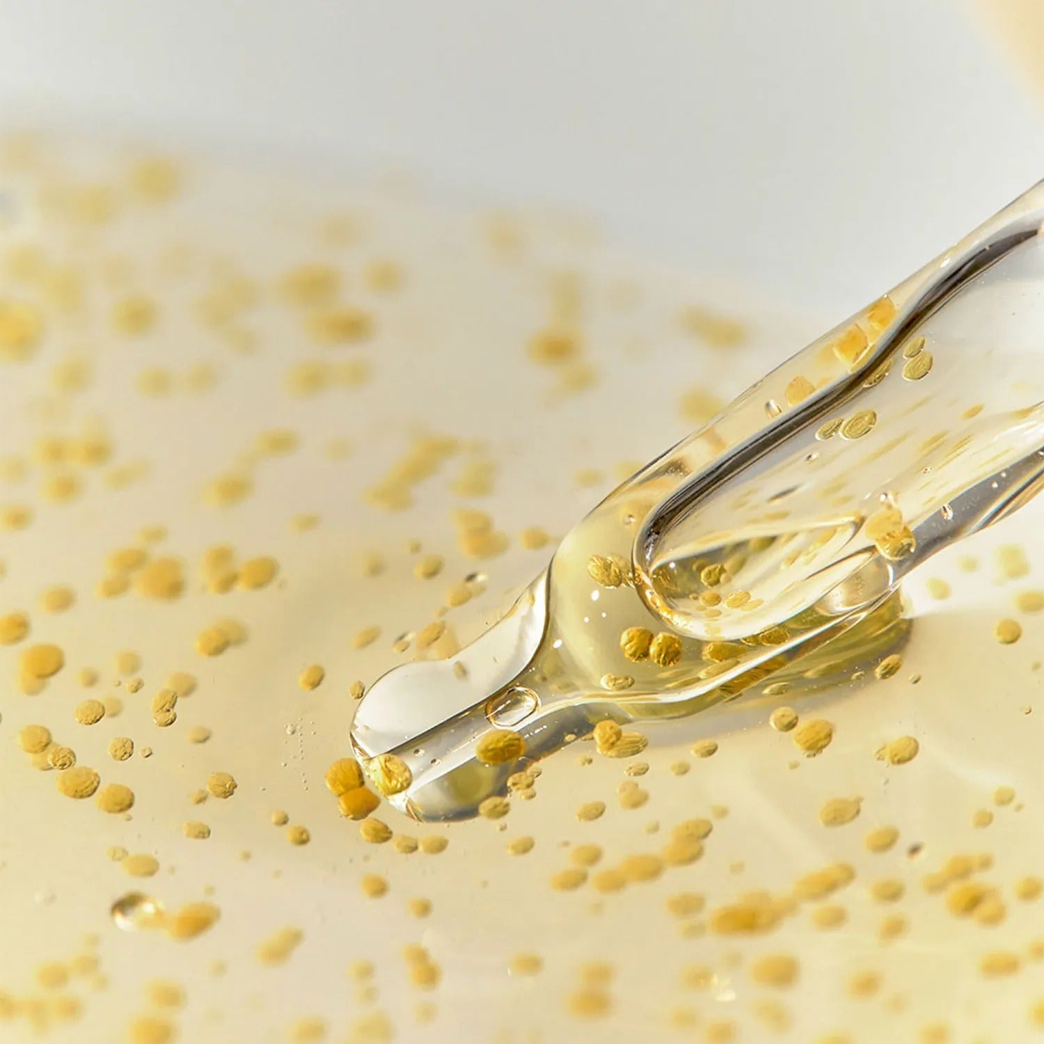 Close-up of WHIPPED Yujamong Vegan Vita Syrup Ampoule 30ml showcasing texture and formula in clear bottle.