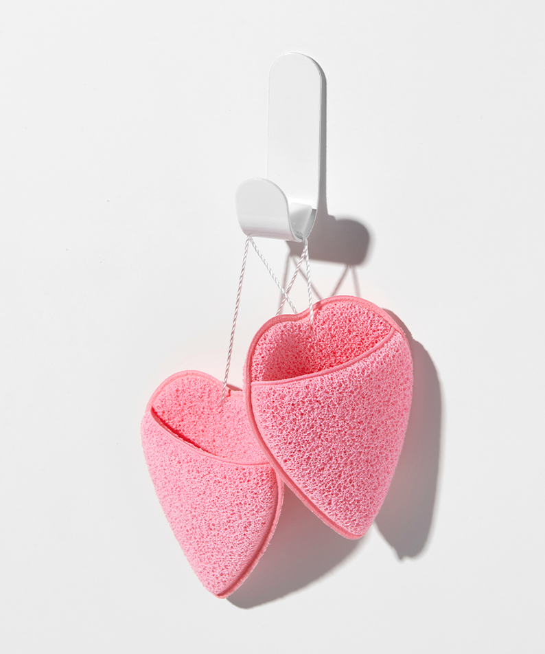 APRILSKIN Heart Shape Cleansing Puff